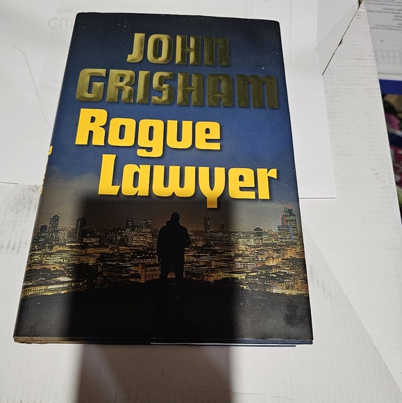 Rogue Lawyer by John Grisham - Picture 5 of 5
